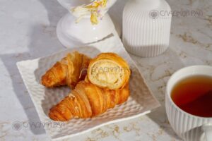 «Круассаны» с начинкой (ванильно-сливочным вкусом)